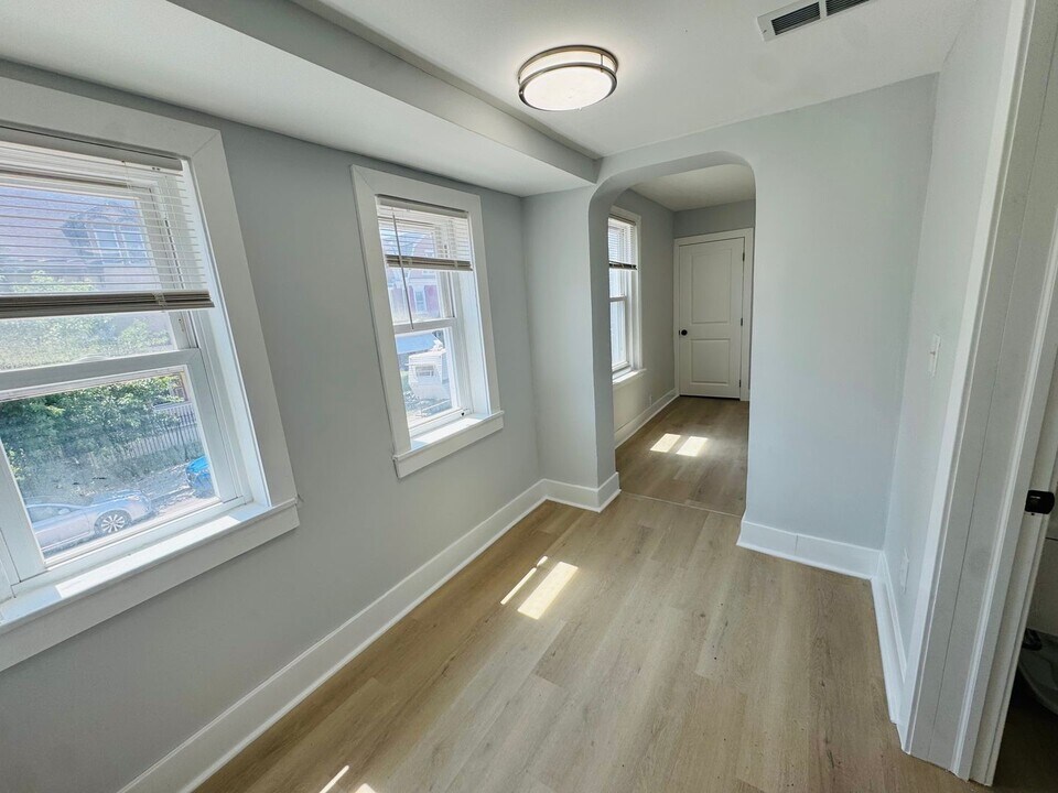5801 Wakefield St in Philadelphia, PA - Foto de edificio