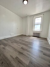 1649 Allengrove St in Philadelphia, PA - Building Photo - Building Photo