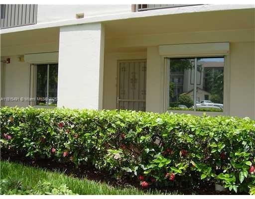 801 SW 141st Ave in Pembroke Pines, FL - Building Photo - Building Photo