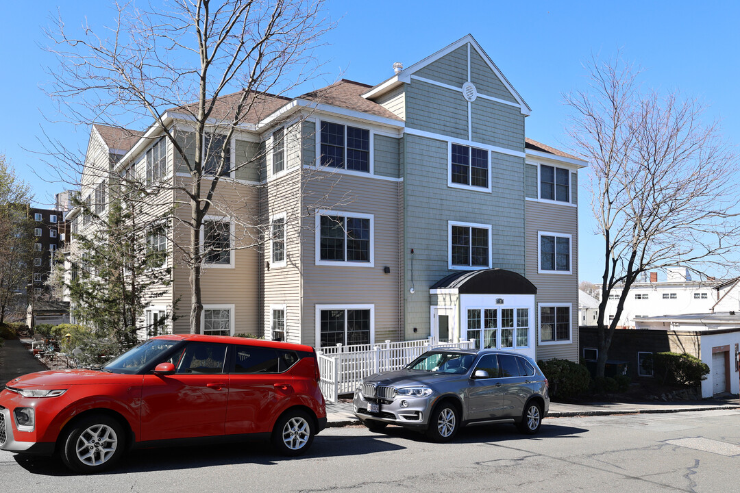 Federal Street Condominiums in Beverly, MA - Building Photo