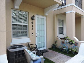 413 SW 147th Ave in Pembroke Pines, FL - Building Photo - Building Photo
