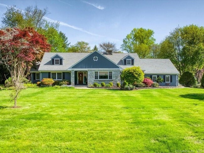 94 Fennbrook Dr