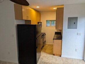 728 NE 13th Ct in Fort Lauderdale, FL - Building Photo - Building Photo