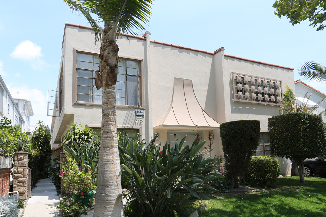 316 S Rexford Dr in Beverly Hills, CA - Building Photo