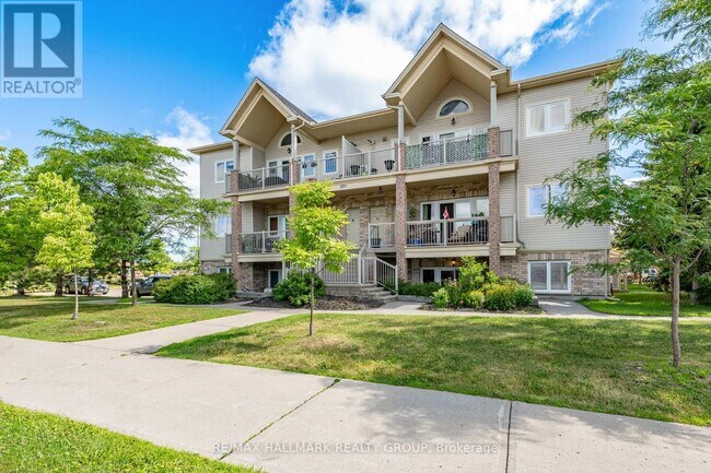 1101 Stittsville Main St in Ottawa, ON - Building Photo - Building Photo