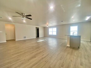 3111 Duke St in Lubbock, TX - Building Photo - Building Photo