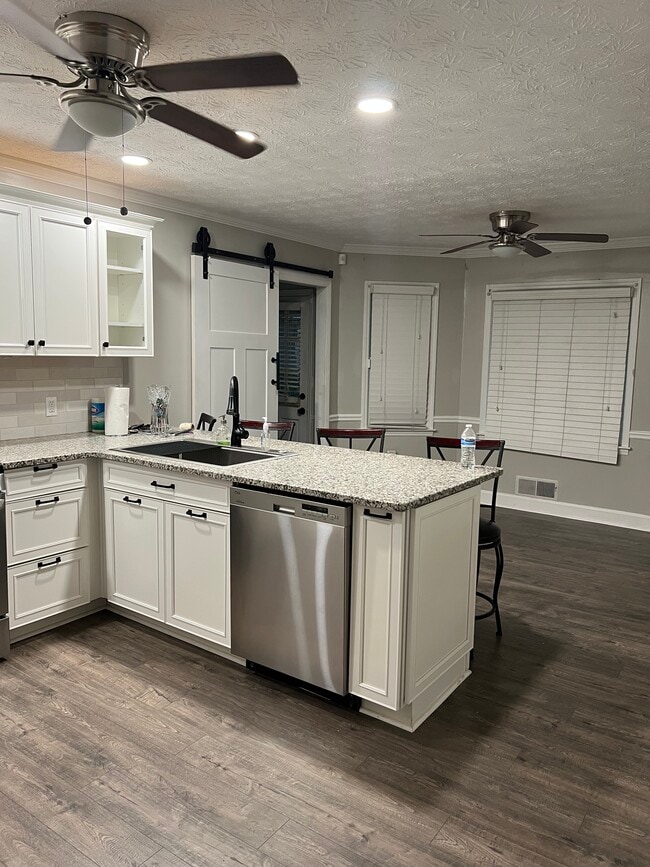 1105 Sweetwater Cir, Unit A in Lawrenceville, GA - Building Photo - Building Photo