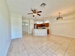 4106 Crabtree Ave in Sarasota, FL - Building Photo - Building Photo