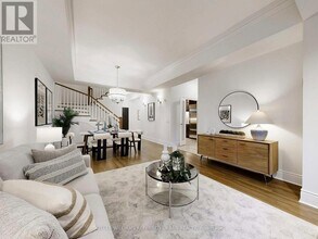 500 Doris Ave in Toronto, ON - Building Photo - Building Photo