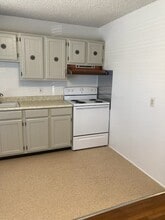 710 Cedar Ave in Kemmerer, WY - Building Photo - Building Photo