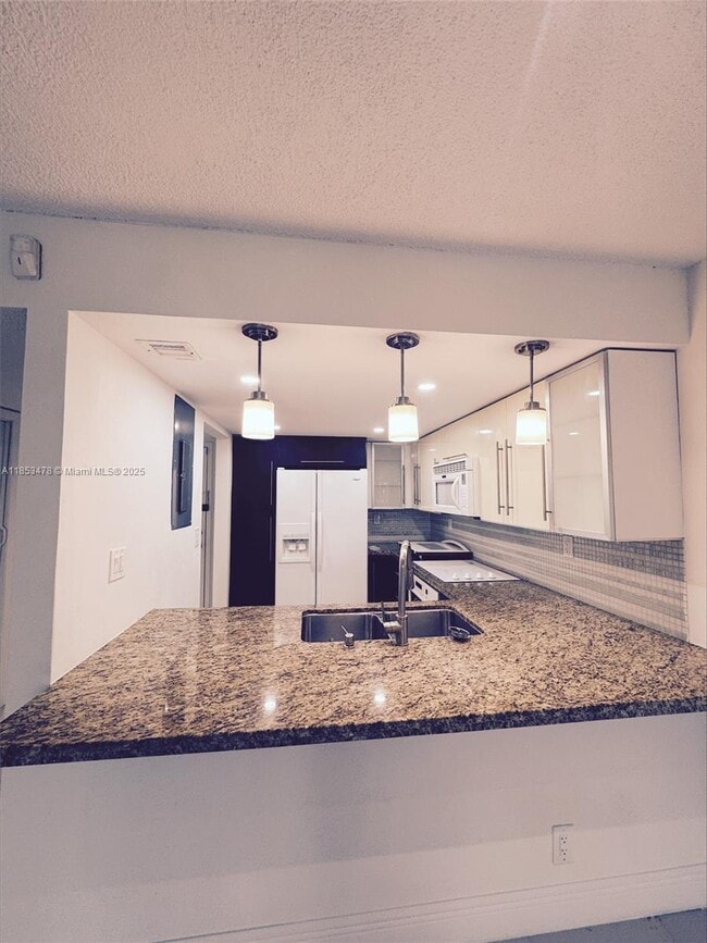 property at 100 Lakeview Dr