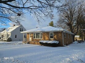 1168 Reed St in Green Bay, WI - Building Photo