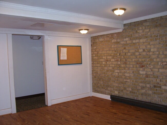 1315 Noble Ave, Unit B9 in Bridgeport, CT - Foto de edificio - Building Photo