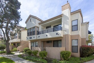 Cypress Point in Ventura, CA - Foto de edificio - Building Photo
