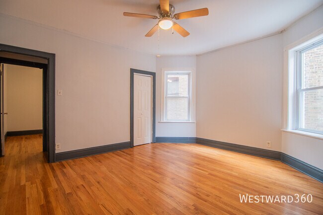 7640 S Phillips Ave in Chicago, IL - Building Photo - Building Photo