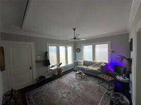 1223 W Gray St in Houston, TX - Building Photo