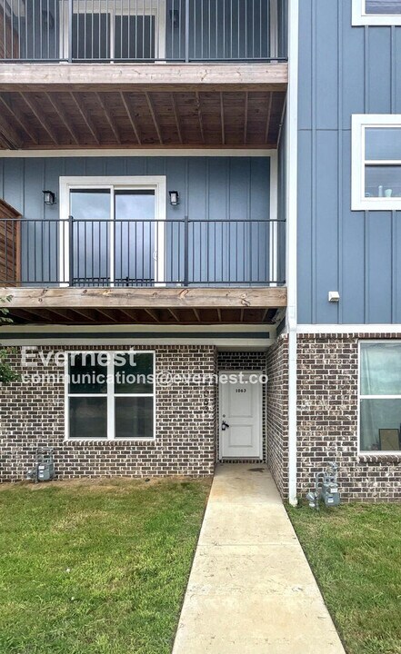 1063 Montague Pl in Chattanooga, TN - Building Photo