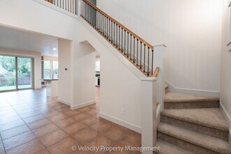 2287 Meadow Ct in Bend, OR - Building Photo - Building Photo