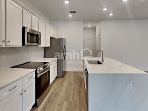 6567 Atlantic Bch Ave in Wesley Chapel, FL - Building Photo - Building Photo