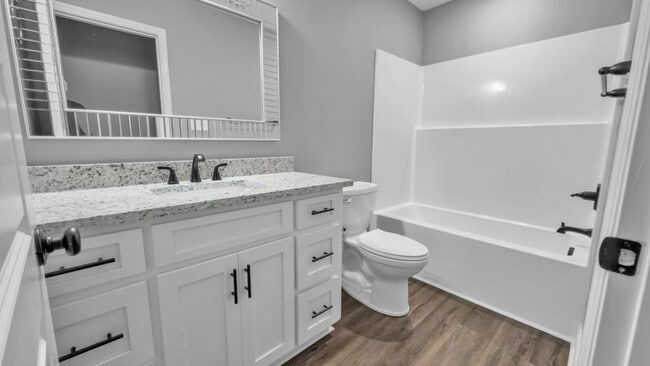 303 Wright St in Hahira, GA - Building Photo - Building Photo