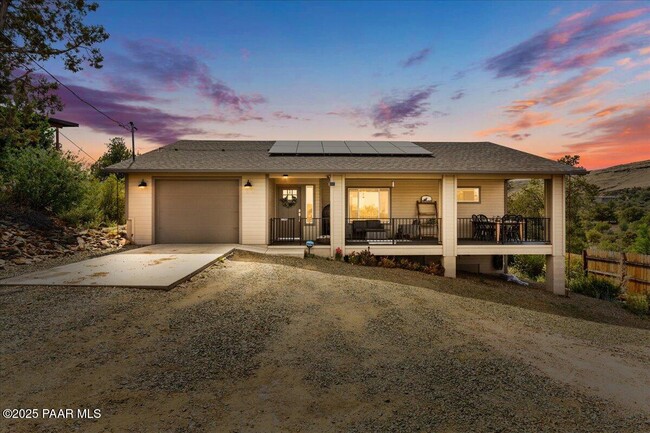 property at 1720 N Topaz Rd