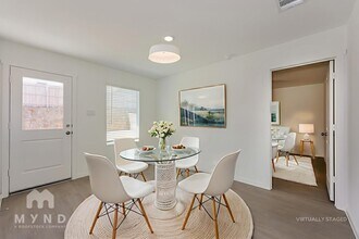 2756 Ctr Crk Ln in Fort Worth, TX - Foto de edificio - Building Photo