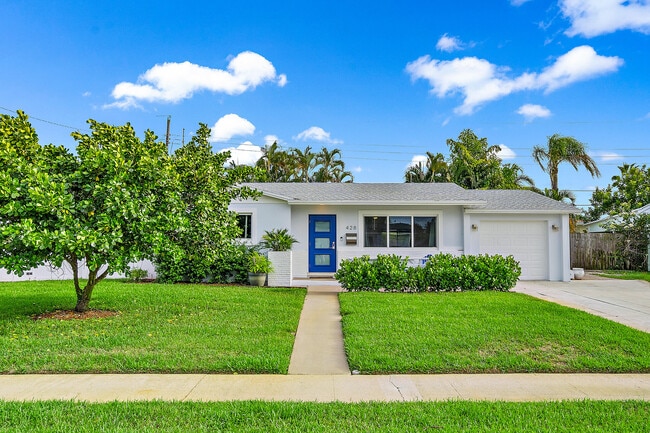 property at 428 Ebbtide Dr