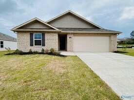 155 Murphy Ln in Madison, AL - Building Photo