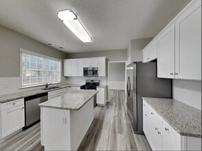 3050 Donamire Ave NW in Kennesaw, GA - Building Photo - Building Photo