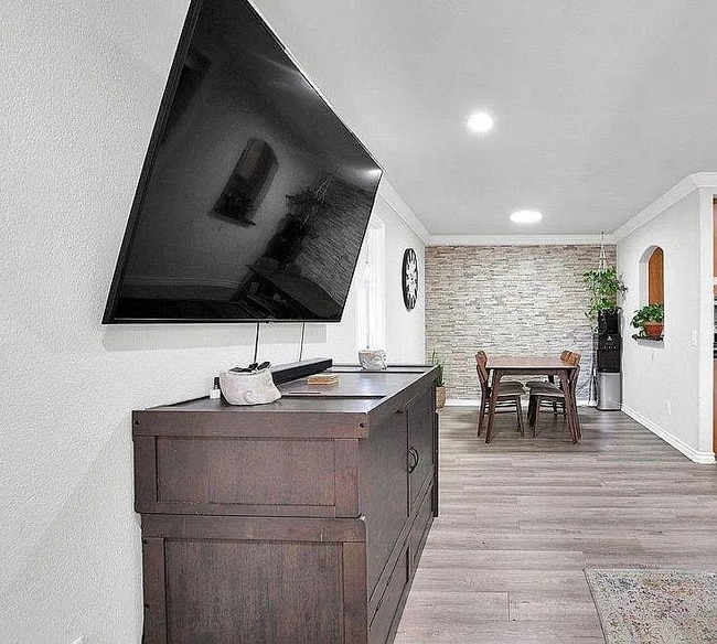 property at 5054 Los Morros Way