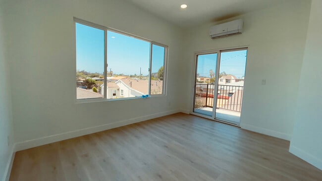 2579 Fairmount Ave in San Diego, CA - Building Photo - Building Photo