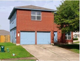 719 Decker Dr in Hutto, TX - Building Photo