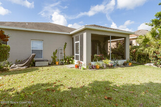 1889 Maeve Cir in West Melbourne, FL - Building Photo - Building Photo