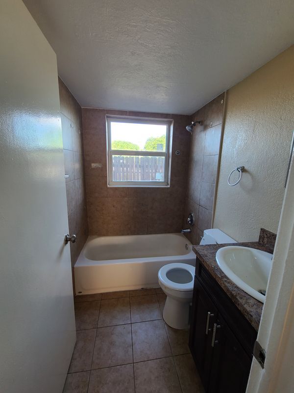 1200 AC Evans St in Riviera Beach, FL - Building Photo - Building Photo