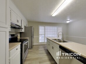 2181 Grayfield Dr in Grayson, GA - Building Photo - Building Photo