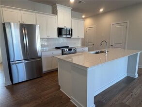 1713 Harper Lily Ln in Lawrenceville, GA - Building Photo - Building Photo