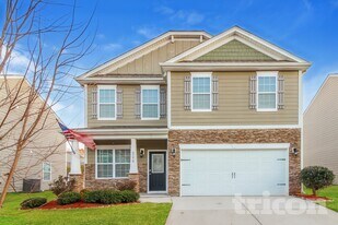 228 Elmhaven Dr in Simpsonville, SC - Building Photo