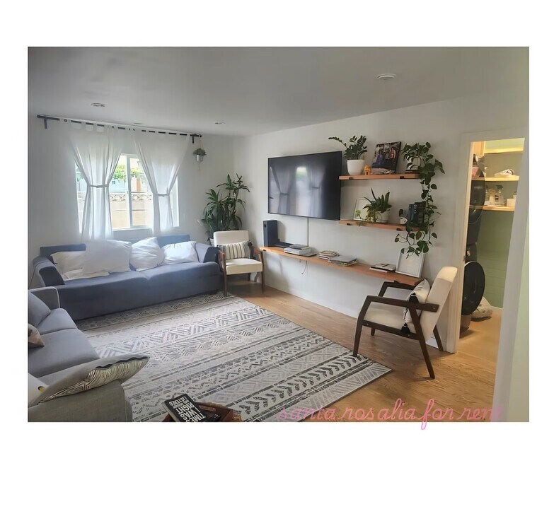 12332 Santa Rosalia St in Garden Grove, CA - Building Photo