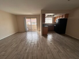 7300 W Pirates Cove Rd, Unit 2059 in Las Vegas, NV - Building Photo