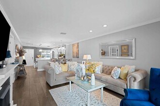 5400 Poppy Pl in Delray Beach, FL - Building Photo - Building Photo