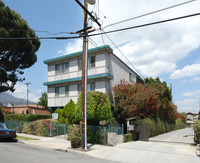 1206 S Alta Vista Ave in Monrovia, CA - Foto de edificio - Building Photo