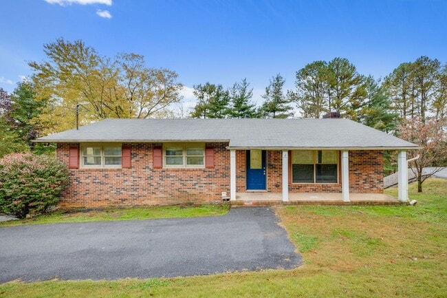 729 Foothills Rd in Kingsport, TN - Building Photo - Building Photo