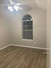215 Collins Ave in Longview, TX - Building Photo - Building Photo