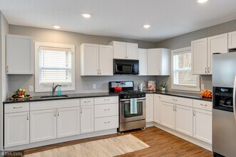3858 Fremont Ave N in Minneapolis, MN - Building Photo - Building Photo