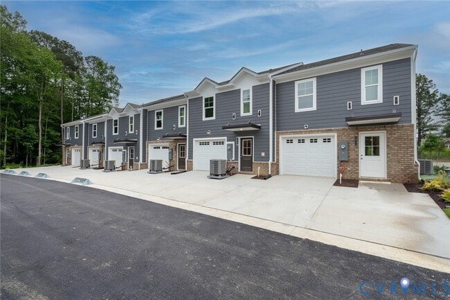 14647 Hancock Towns Dr in Chesterfield, VA - Building Photo - Building Photo