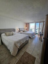19201 Collins Ave, Unit 1036 in Sunny Isles Beach, FL - Building Photo - Building Photo