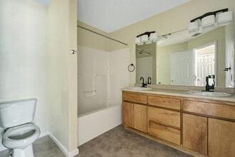 50 Webb Ct NE in Ludowici, GA - Foto de edificio - Building Photo