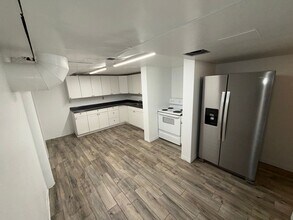 17A N Main St in Brighton, CO - Foto de edificio - Building Photo