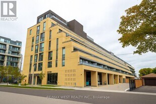 6 Chartwell Rd in Toronto, ON - Building Photo