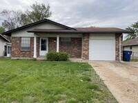 3232 Malinda Ct
